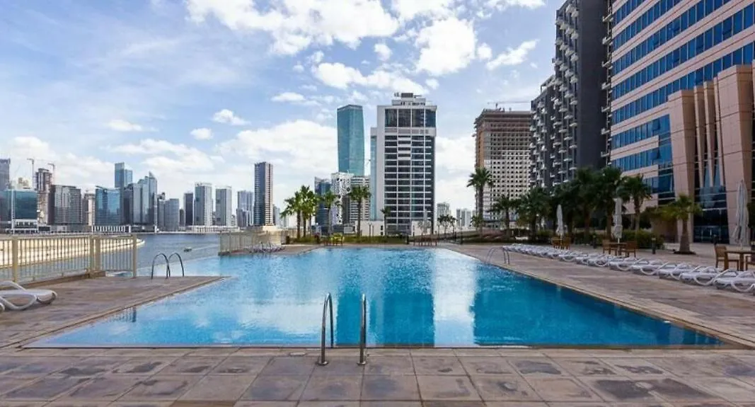 Apartment Stylish 1Br Apt With Canal Views Dubai