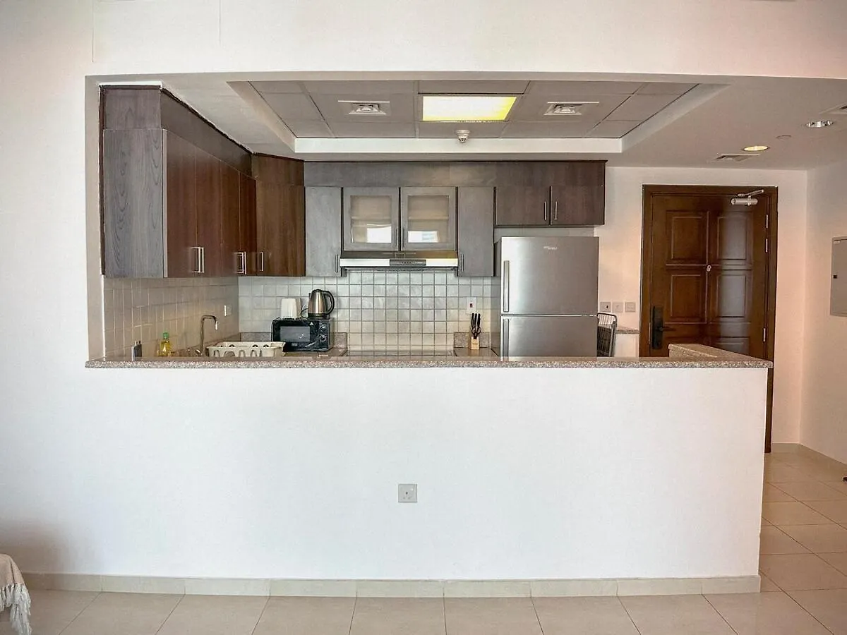 Apartment Stylish 1Br Apt With Canal Views Dubai