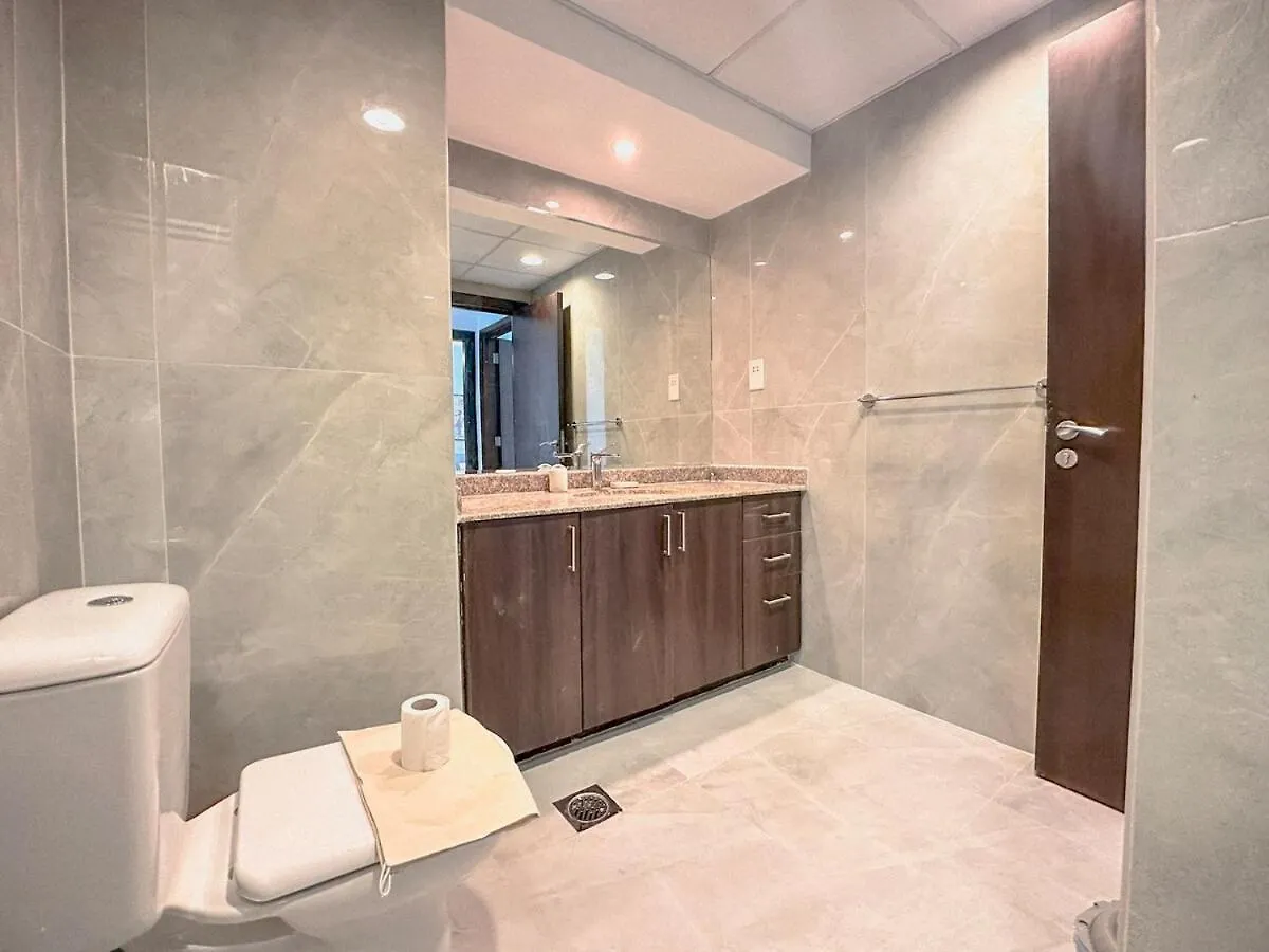 Stylish 1Br Apt With Canal Views Dubai