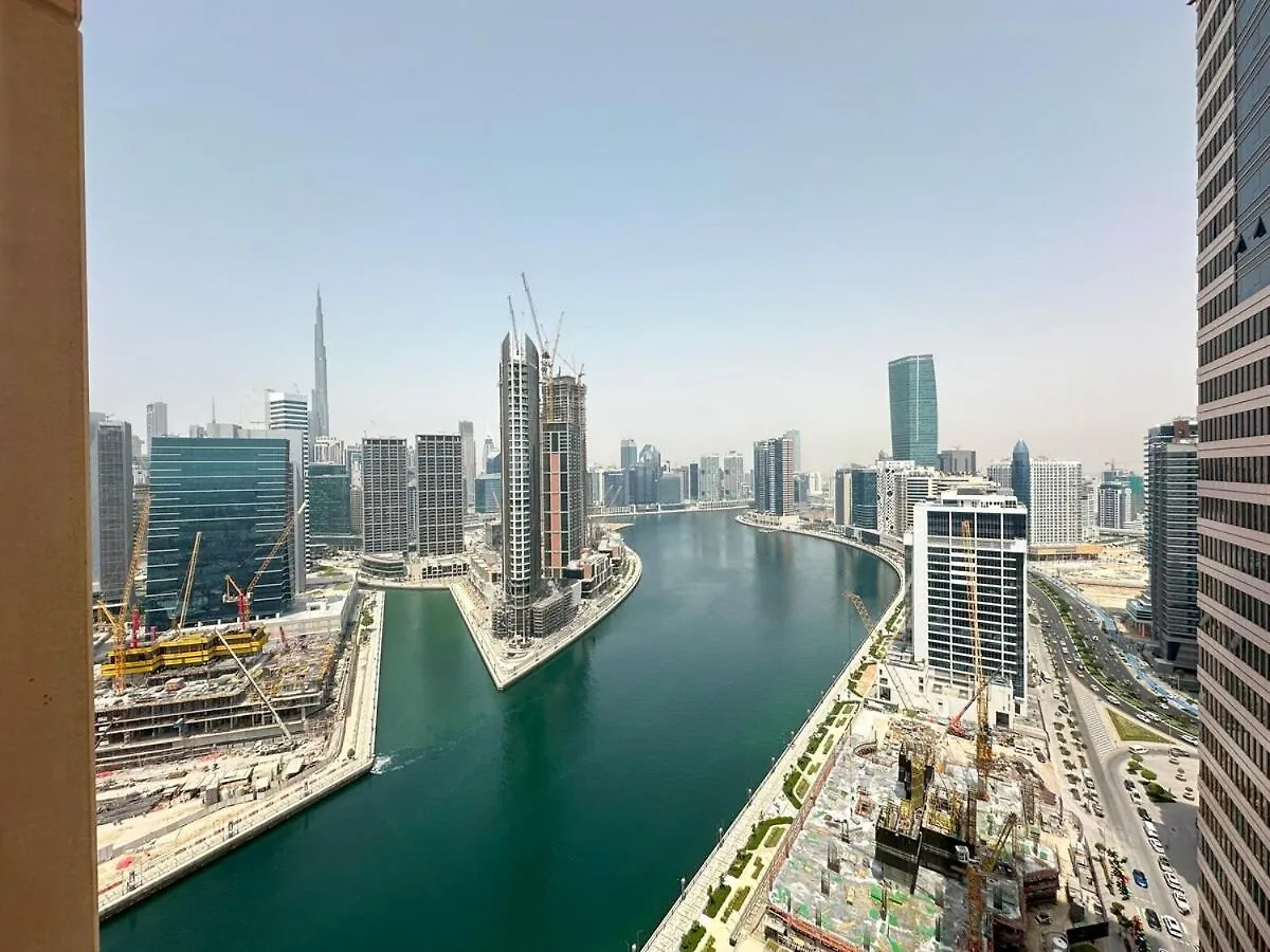 Apartment Stylish 1Br Apt With Canal Views Dubai